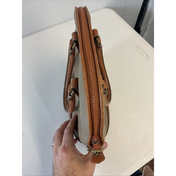 Dooney & Bourke Norfolk Satchel Crossbody Bag All Weather Leather Taupe Tan VTG - Picture 8 of 15